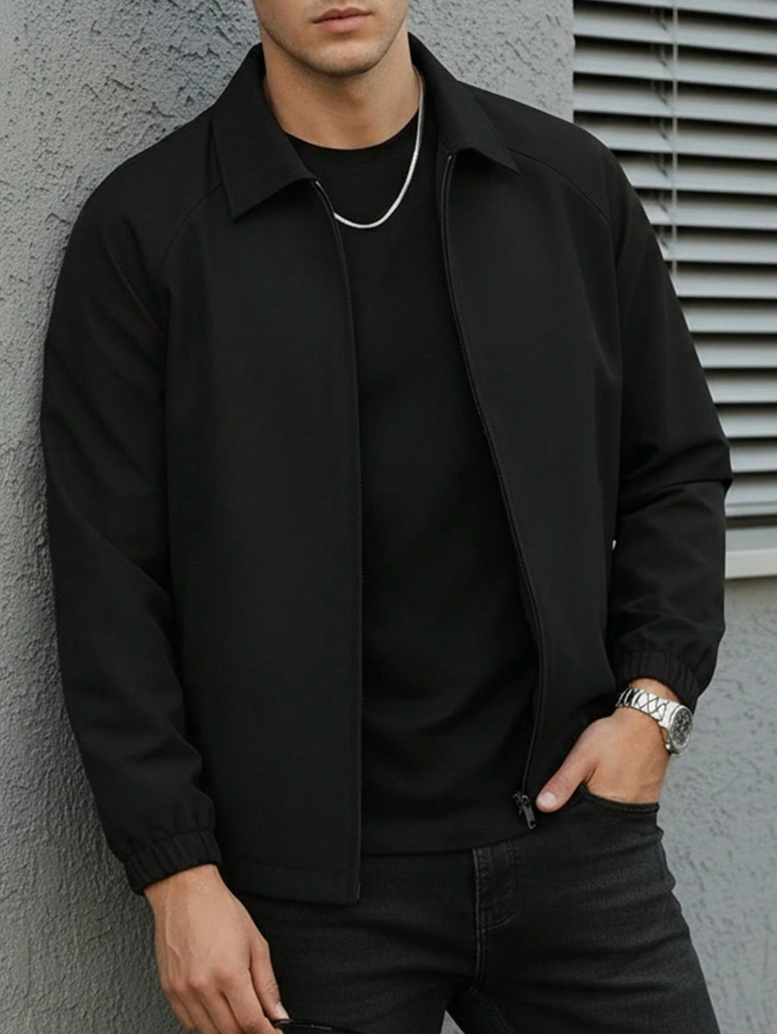 Chaqueta negra con cremallera